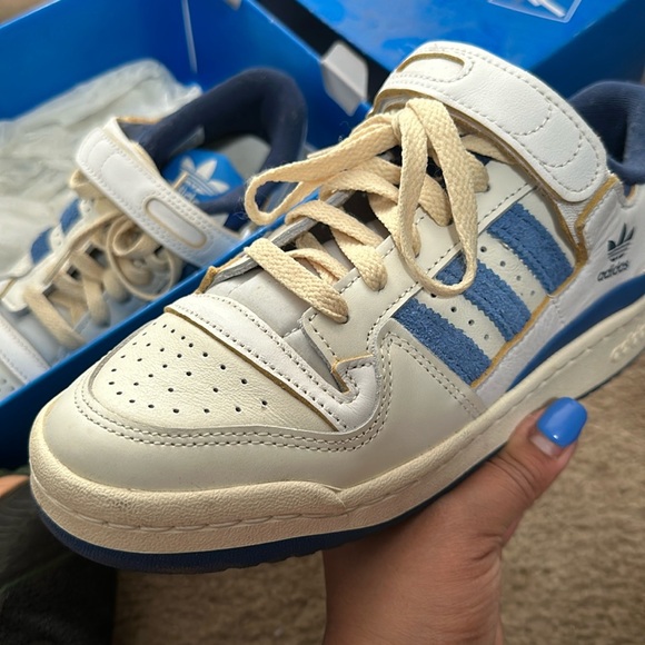 Forum 84 low OG bright blue - Picture 2 of 3